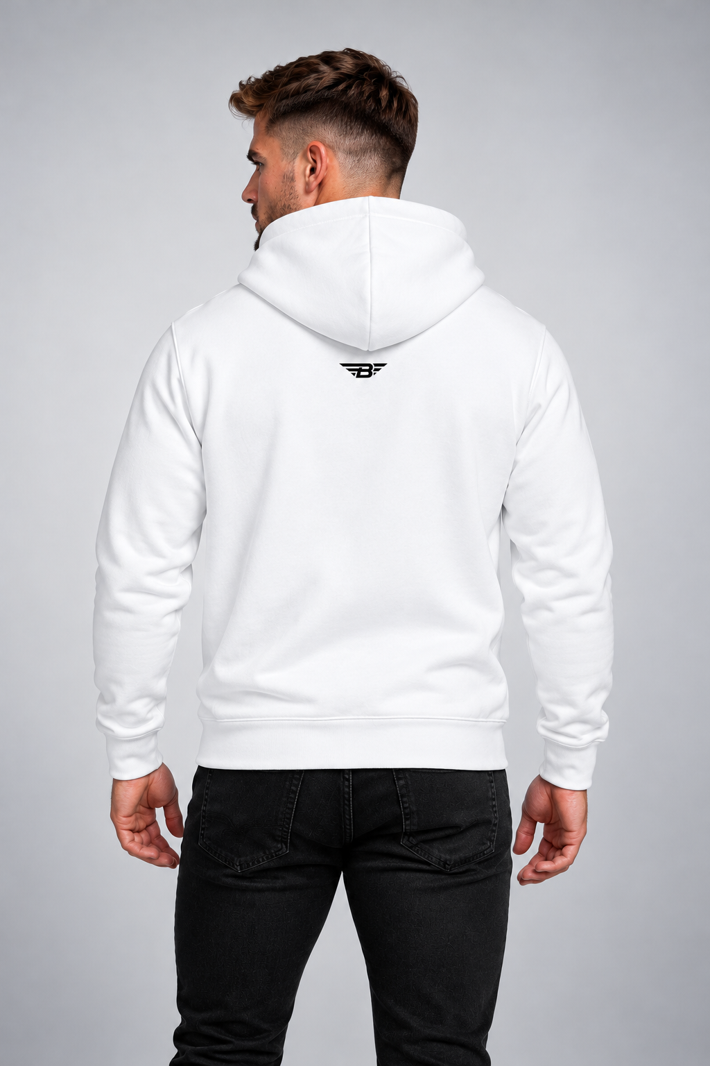 SUDADERA CON CAPUCHA DE FELPA BLANCA ESTILO URBANO | BORN WITH IT BY DESIGN