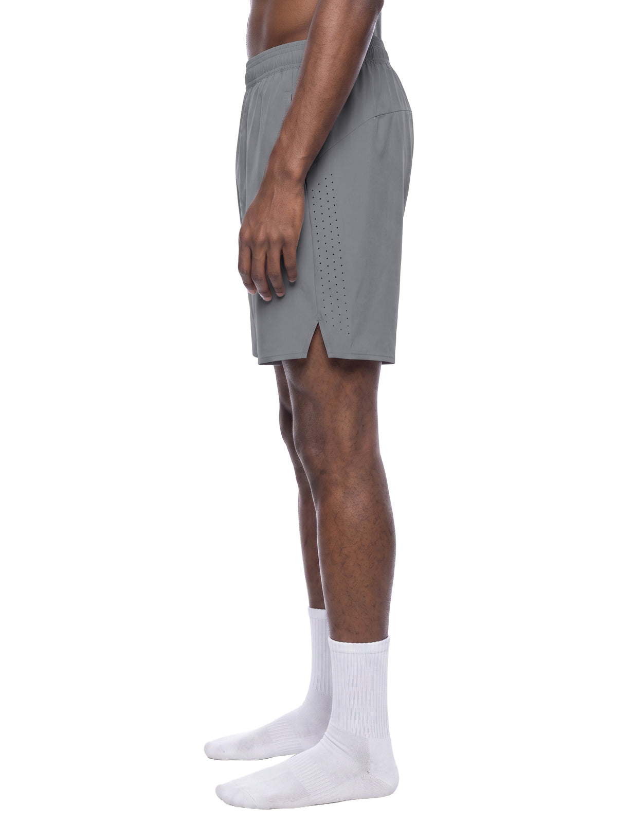 MEN'S REGULAR FIT PERFORMANCE SHORTS